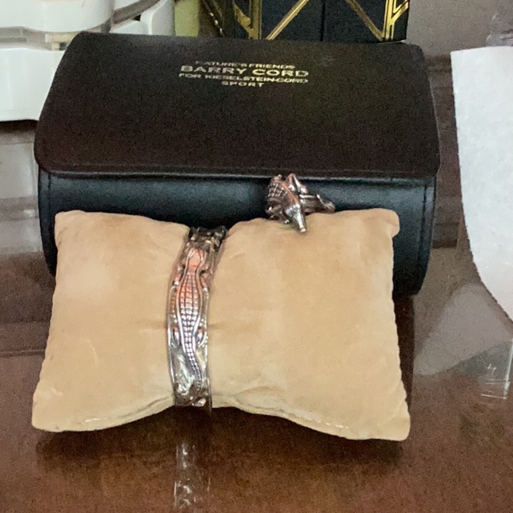 Stylish Silver Bracelet and Ring Set